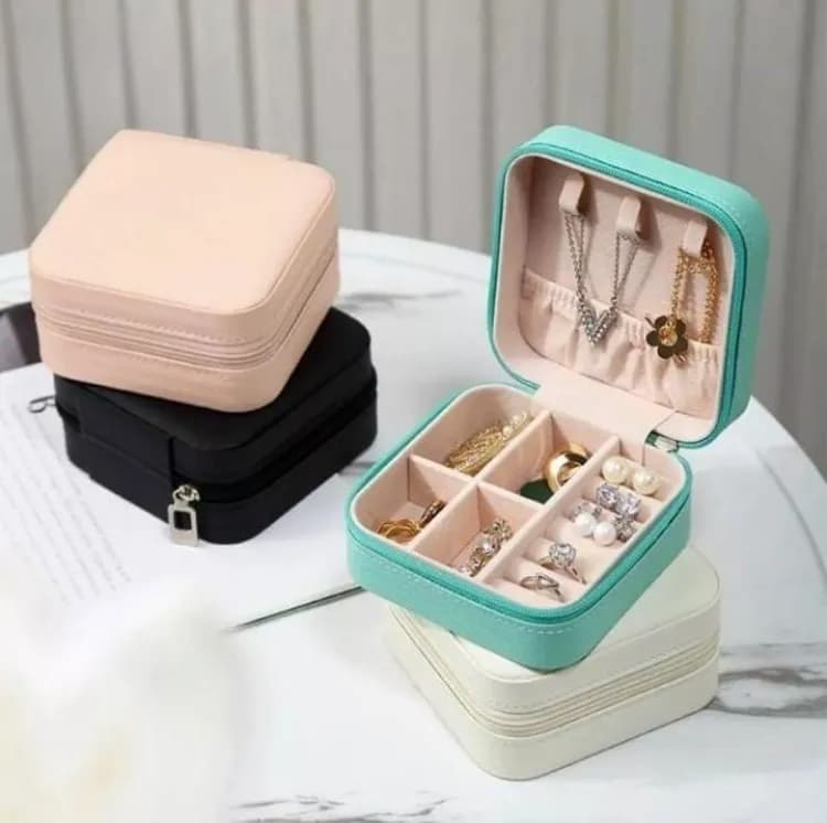 Jewellery Organizer Box Travel Leather Pocket With Zipper / Ear